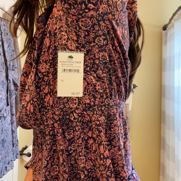 Bohemian style mini dress in navy and pink… - Picture 6 of 7